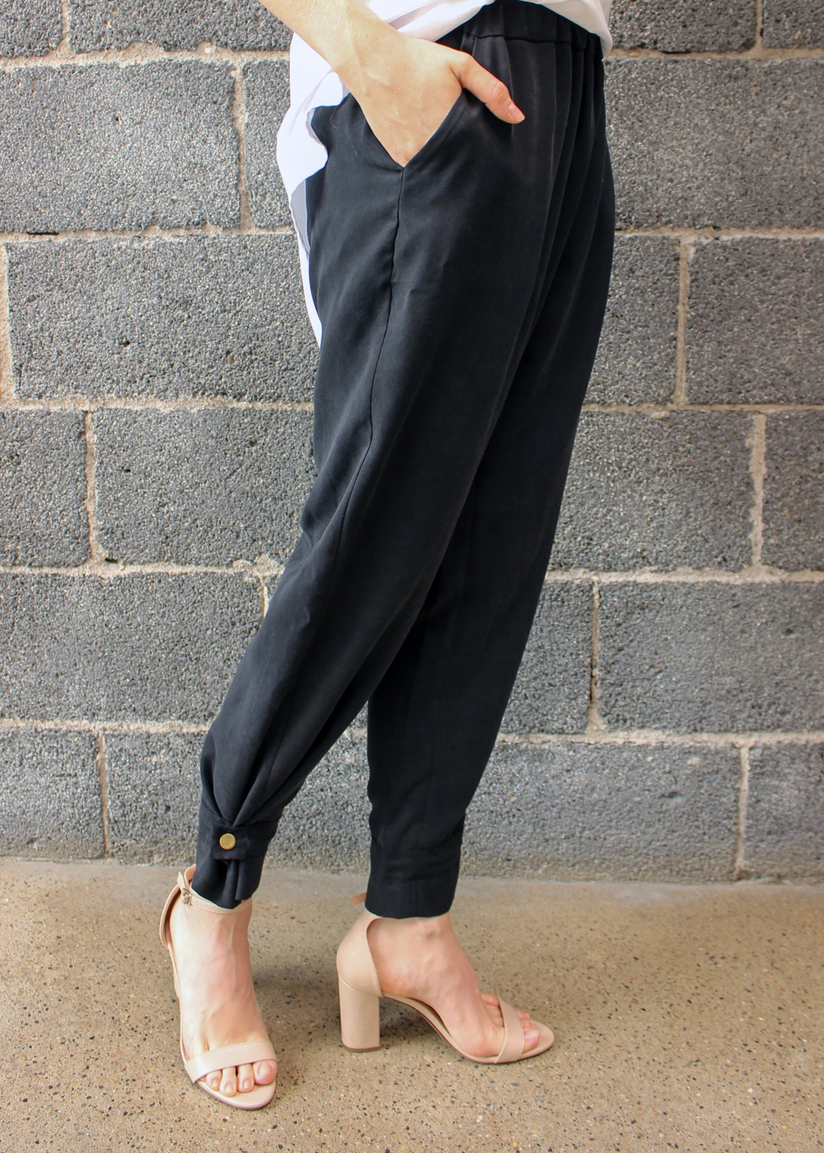 Jogger Strap Pant