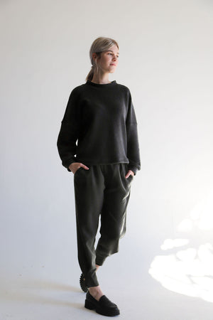 <transcy>Pantalon de jogging à bretelles</transcy>